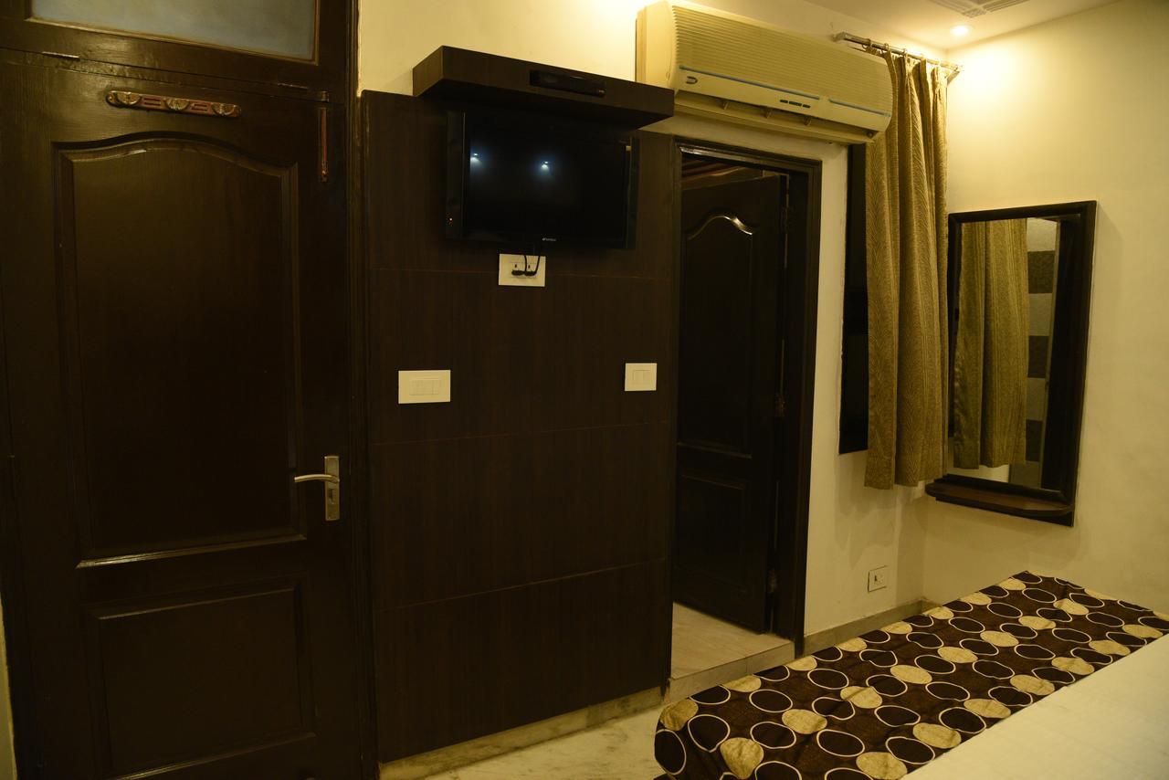Heritage Inn New Delhi Exterior photo